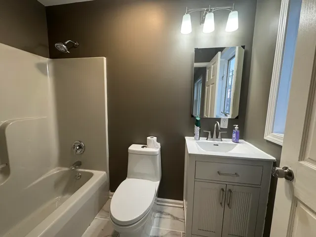 $369,900 | 11736 231st Court, Salem Lakes, WI 53179