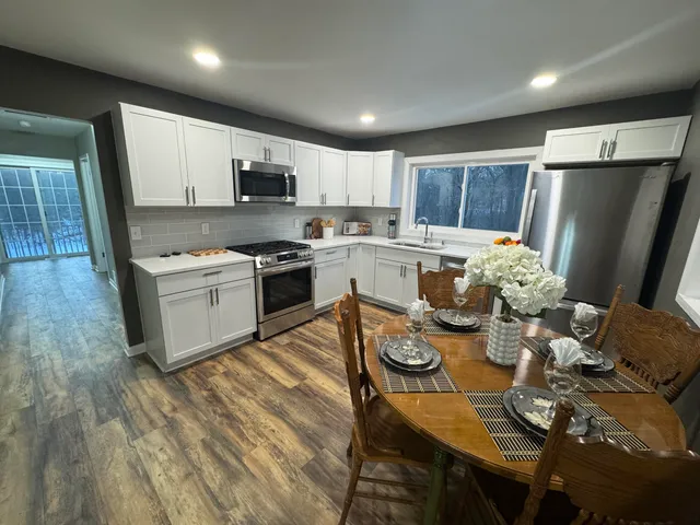 $369,900 | 11736 231st Court, Salem Lakes, WI 53179