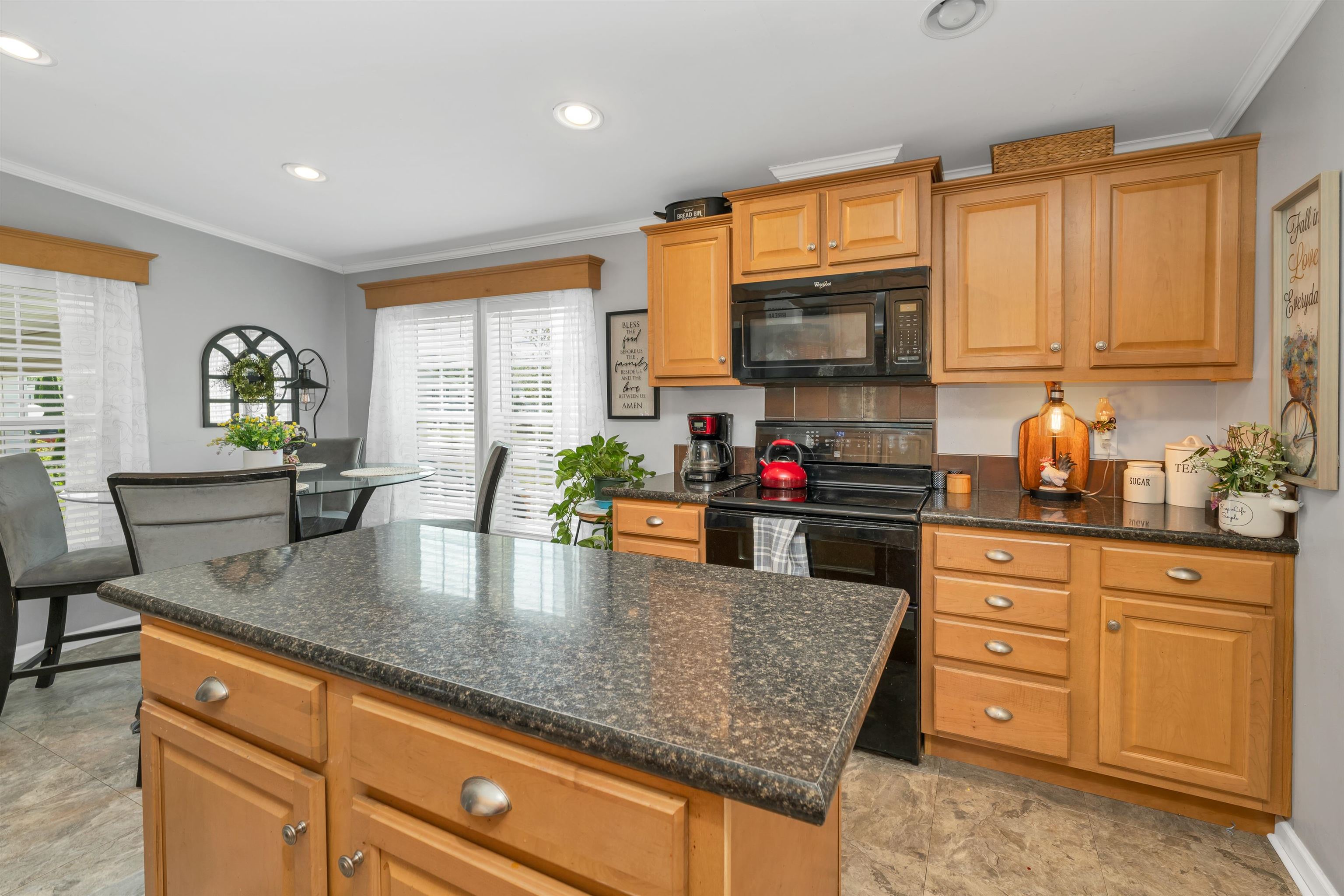 30 Pine Street Epsom, NH 03234 - Photo 25 of 30