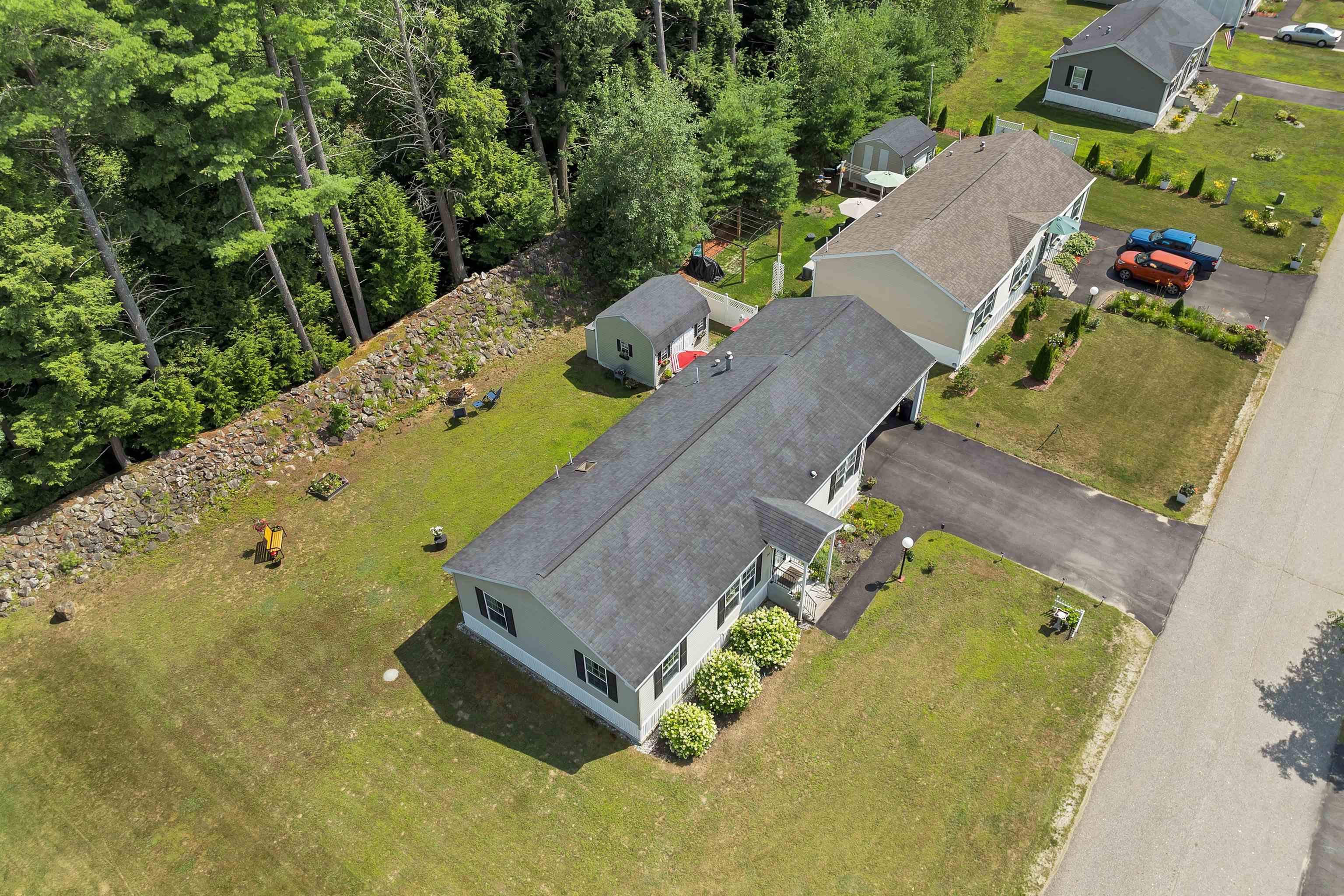 30 Pine Street Epsom, NH 03234 - Photo 3 of 30