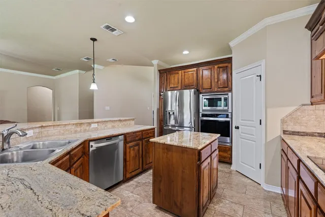 $549,000 | 3316 Wildcatter Cove, Belton, TX 76513