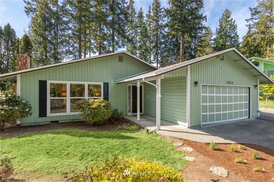 1511 175th Place Southeast Bothell, WA 98012 - Photo 1 of 24
