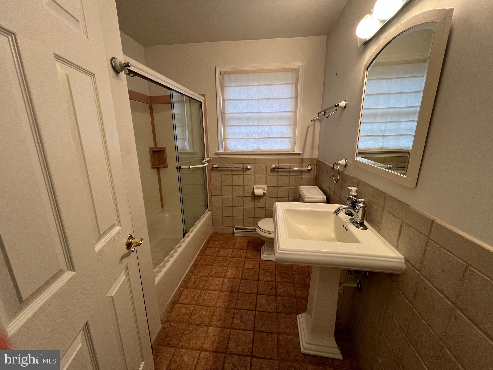 1812 Kepler Road Pottstown, PA 19464 - Photo 15 of 19 Hall bath