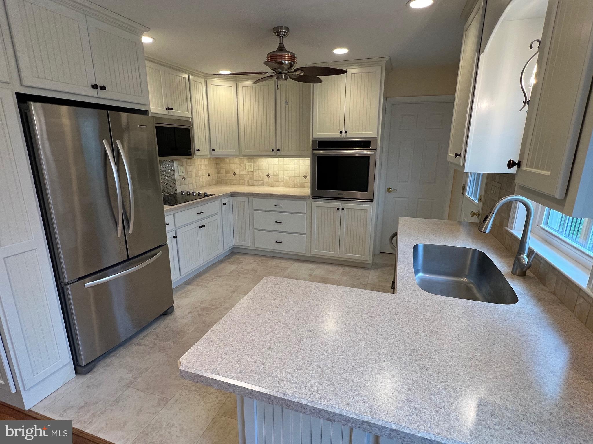 1812 Kepler Road Pottstown, PA 19464 - Photo 2 of 19 Kitchen