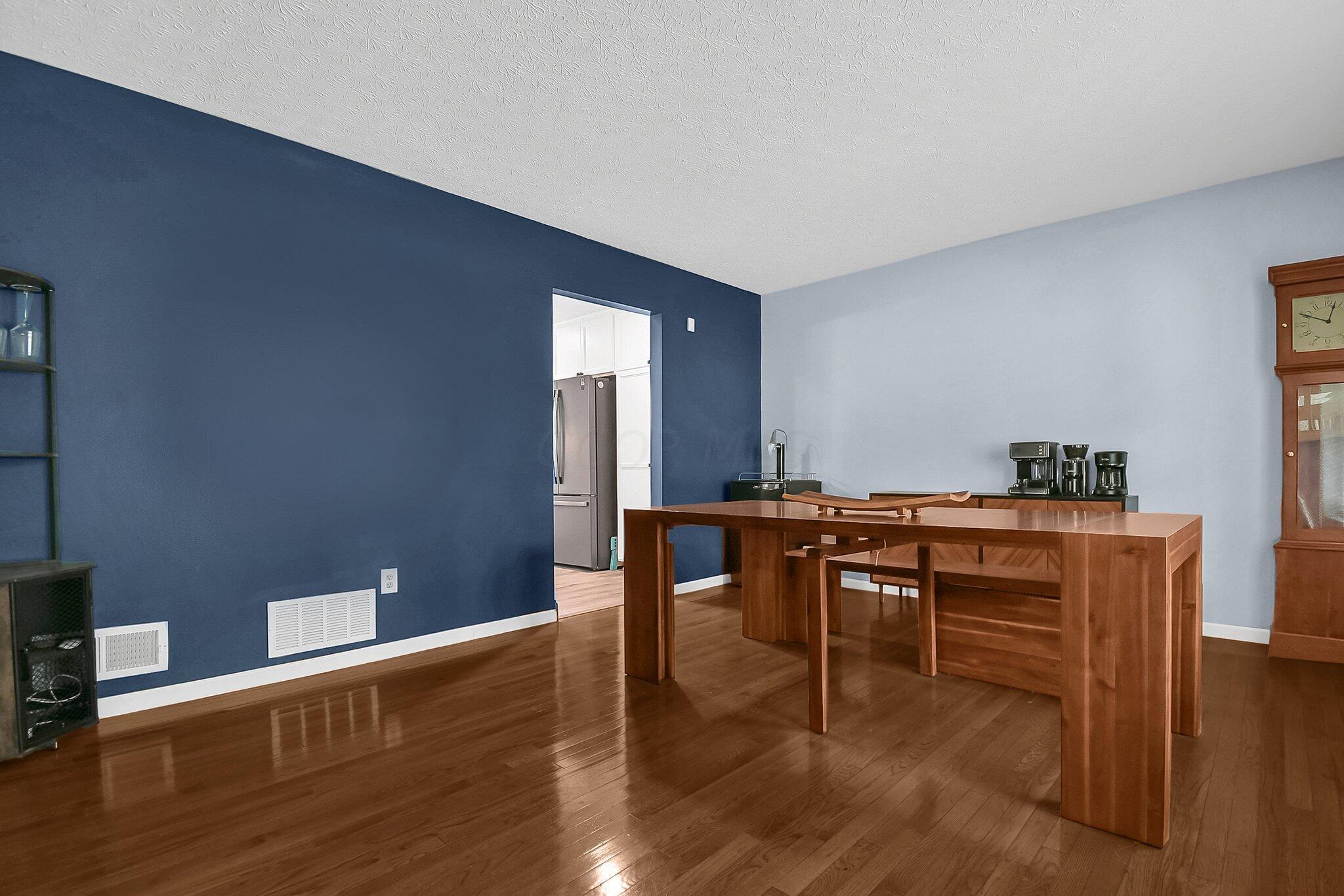 278 Rimbey Avenue Columbus, OH 43230 - Photo 5 of 29 Dining Room From Front Entry