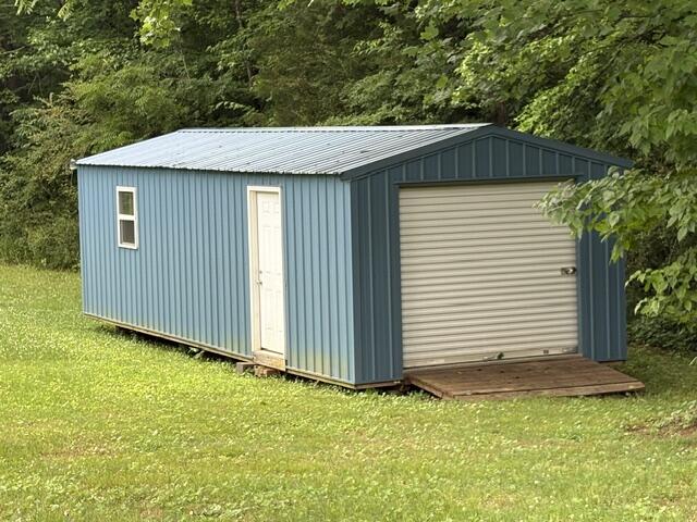 844 Grove Road Benton, TN 37307 - Photo 26 of 31 844 Grove - shed - IMG_8303