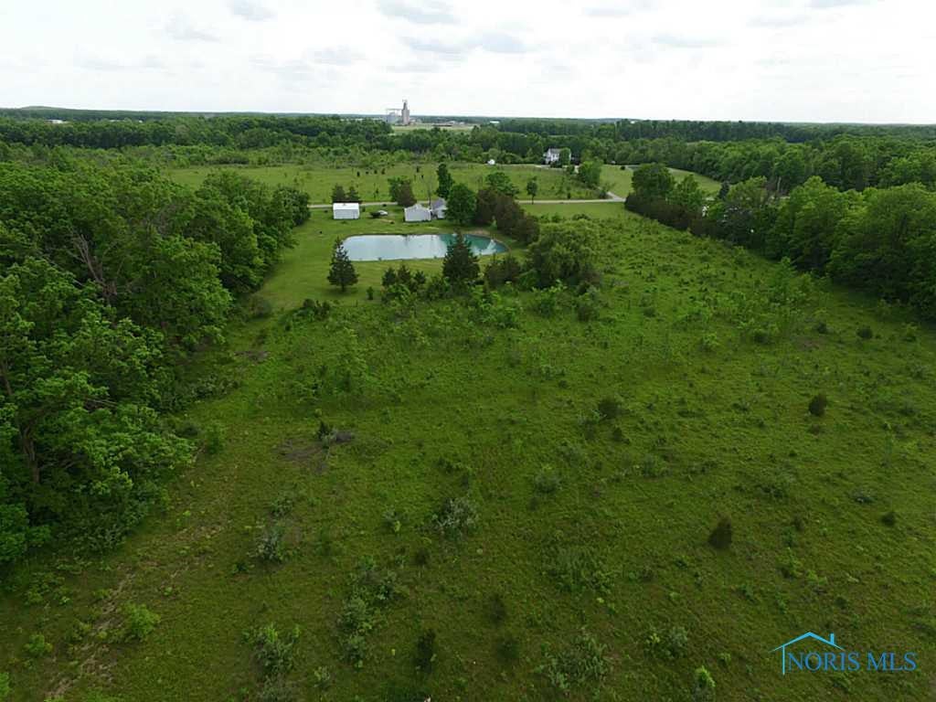 20247 Switzer Road Defiance, OH 43512 - Photo 17 of 17 Backyard.