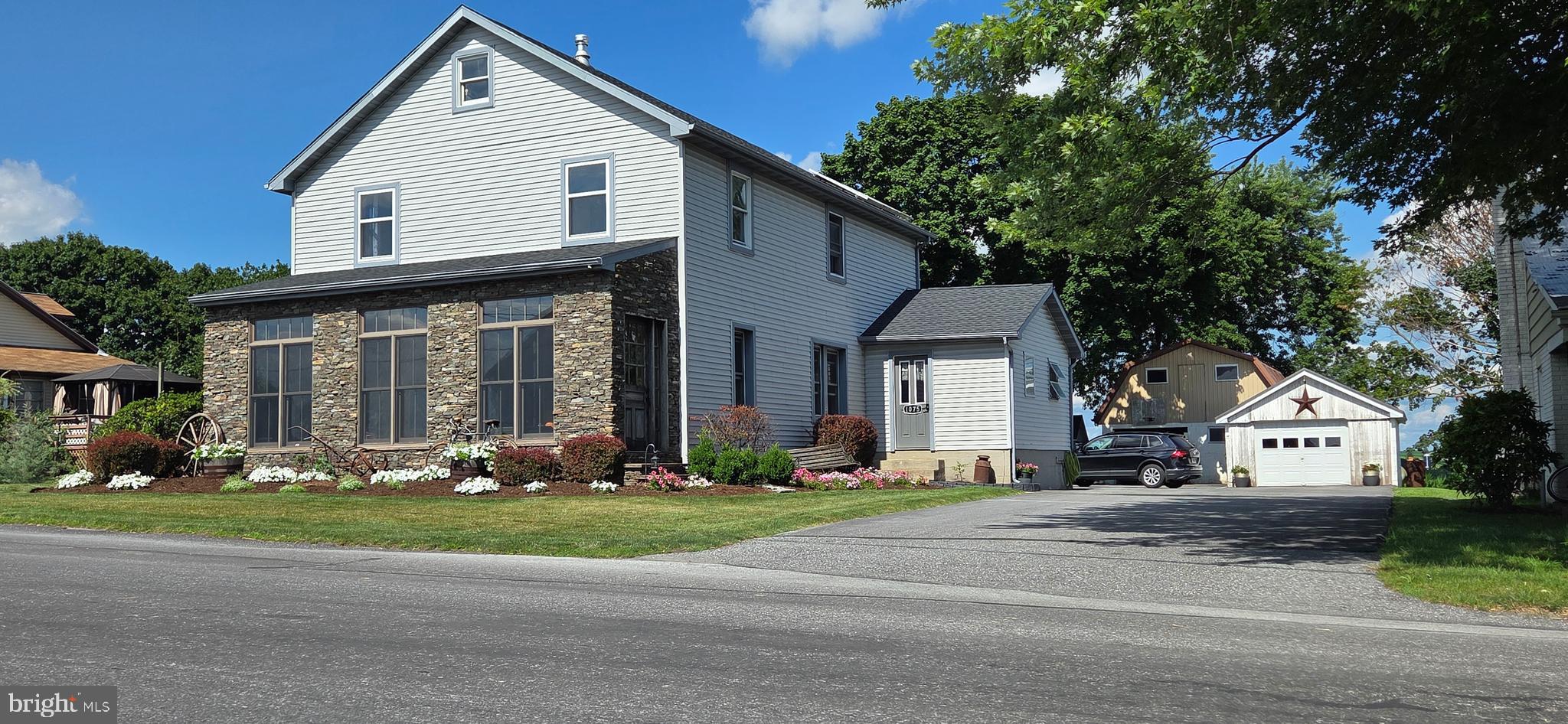 1075 Georgetown Road Paradise, PA 17562 - Photo 3 of 44