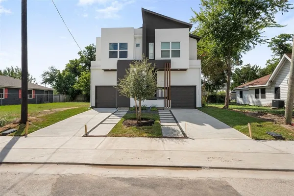 $2,150 | 1220 East 33rd Street, Houston, TX 77022