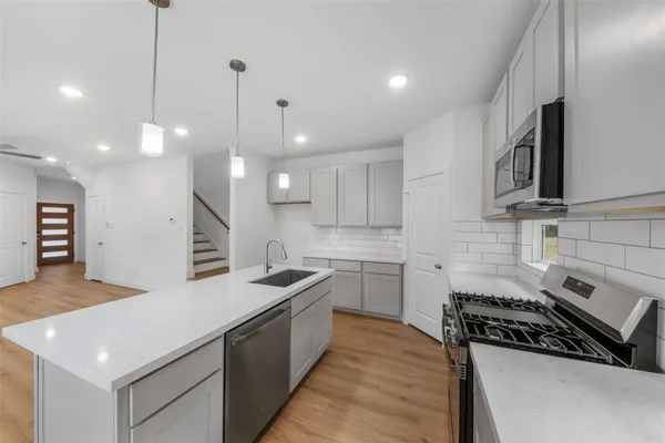 $2,150 | 1220 East 33rd Street, Houston, TX 77022