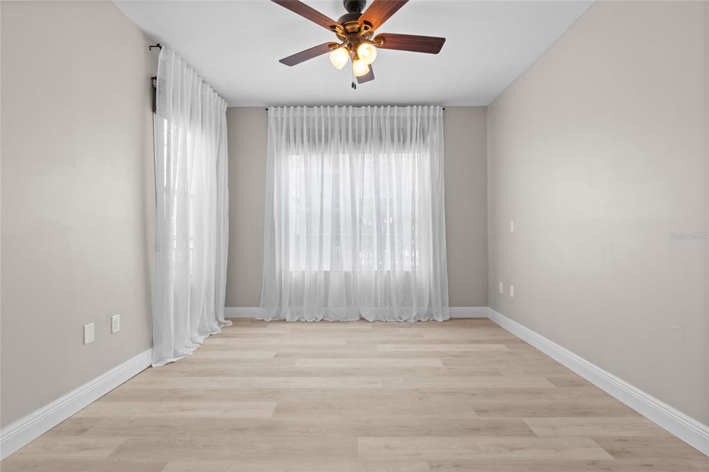 4221 West Spruce Street, Unit 1108 Tampa, FL 33607 - Photo 20 of 31 a view of entryway with front door