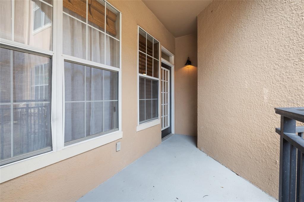 4221 West Spruce Street, Unit 1108 Tampa, FL 33607 - Photo 27 of 31 a view of an entryway
