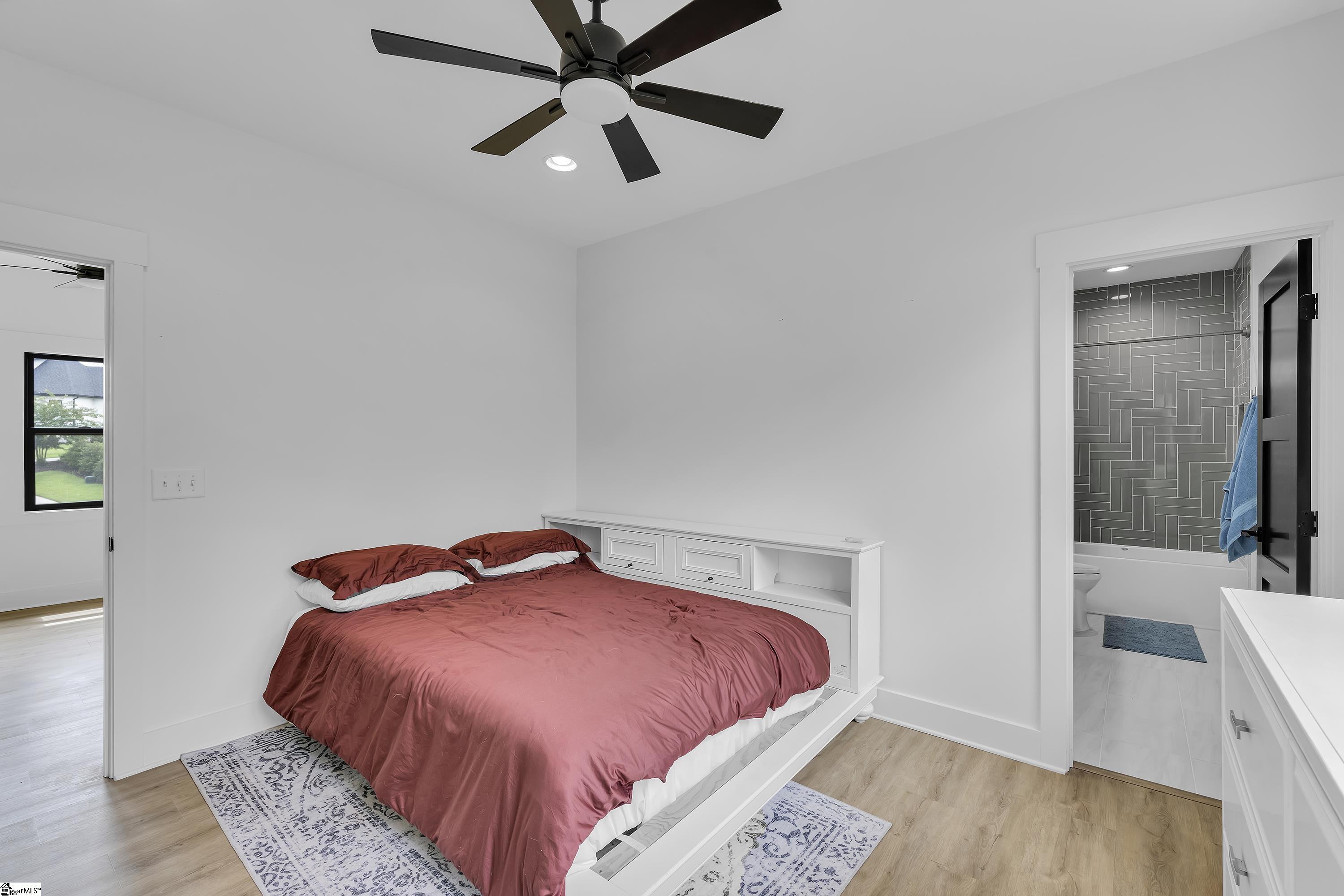 315 Braxton Meadow Drive Simpsonville, SC 29681 - Photo 5 of 44