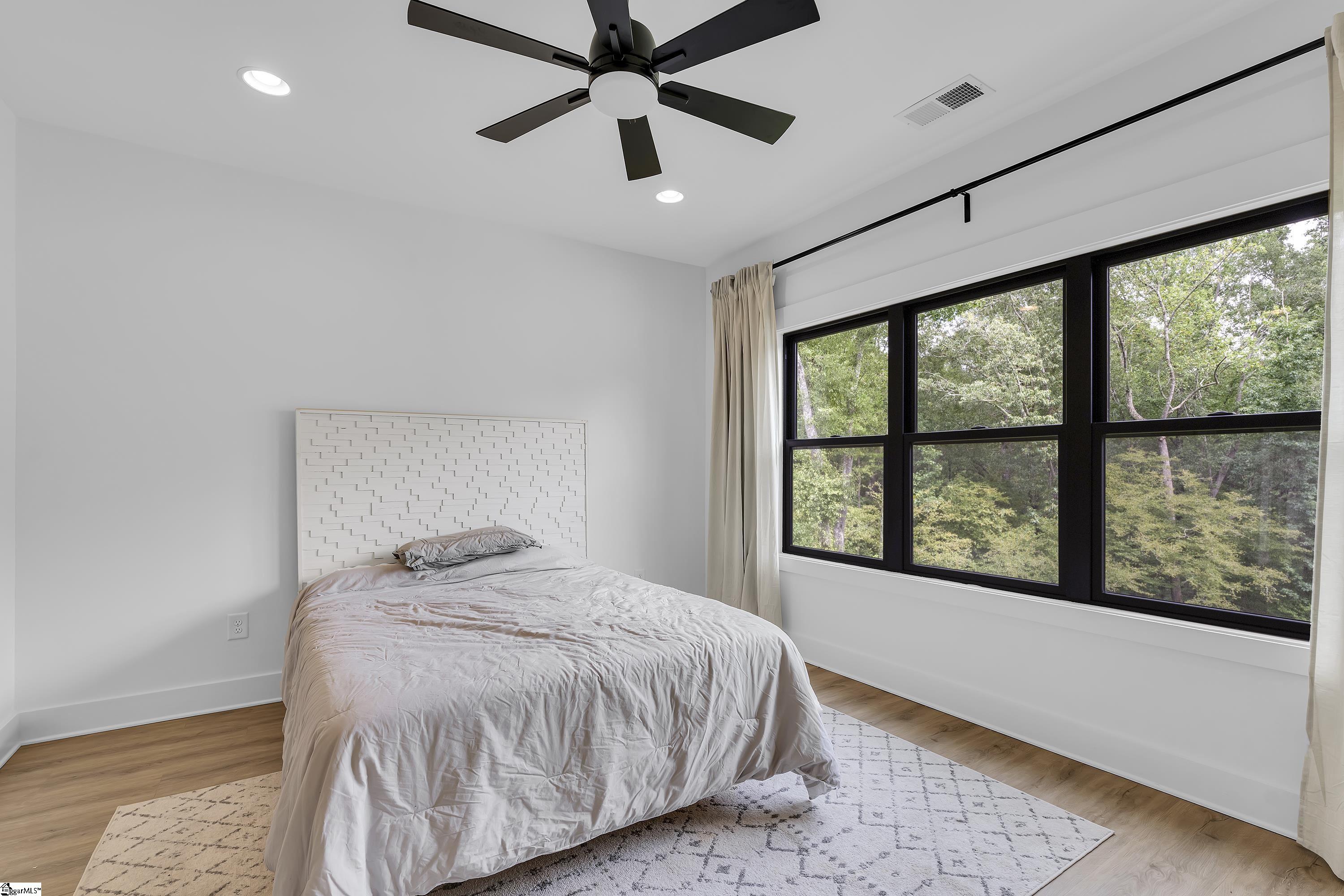 315 Braxton Meadow Drive Simpsonville, SC 29681 - Photo 7 of 44