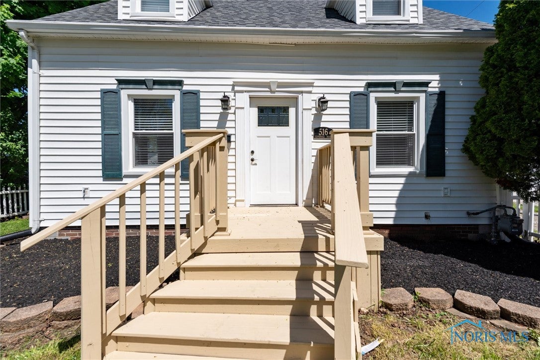 516 Cloverdale Road Toledo, OH 43612 - Photo 4 of 42 Gallery Image 4