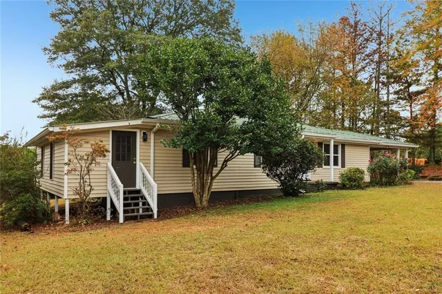 $289,900 | 8969 Highway 166, Winston, GA 30187