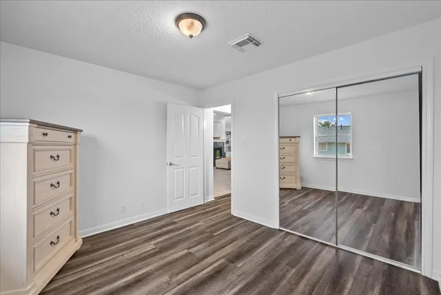 $525,000 | 933 Bonita Drive, Bayou Vista, TX 77563