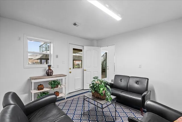 $525,000 | 933 Bonita Drive, Bayou Vista, TX 77563