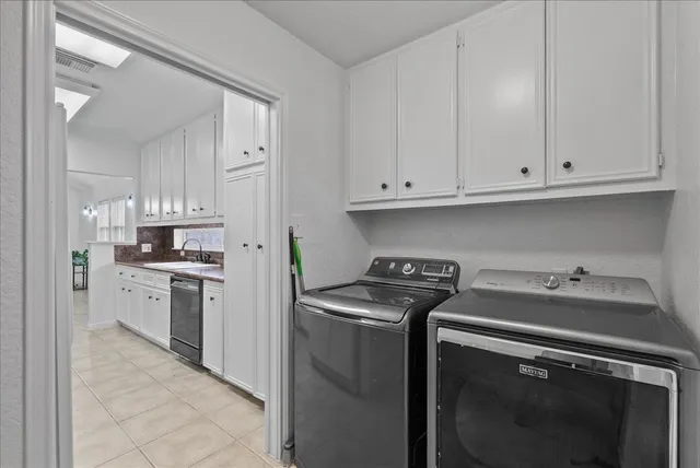 $525,000 | 933 Bonita Drive, Bayou Vista, TX 77563