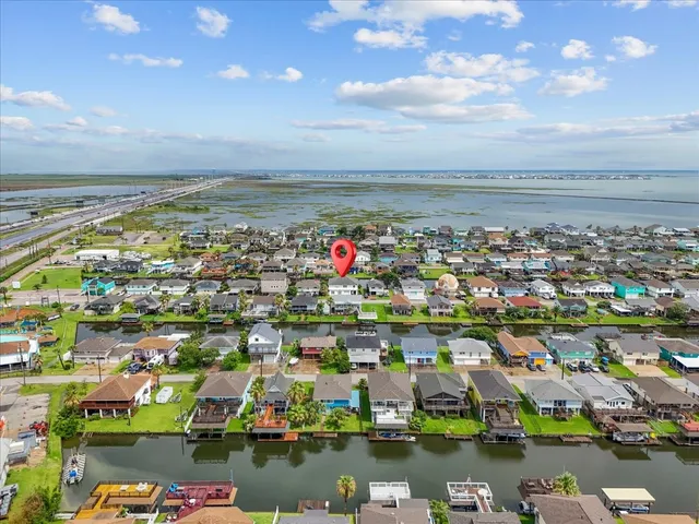 $525,000 | 933 Bonita Drive, Bayou Vista, TX 77563