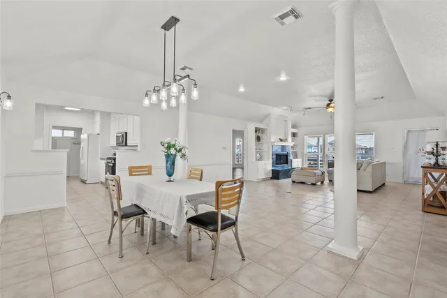 $525,000 | 933 Bonita Drive, Bayou Vista, TX 77563