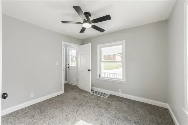 $180,000 | 936 West St Paul Avenue, Excelsior Springs, MO 64024