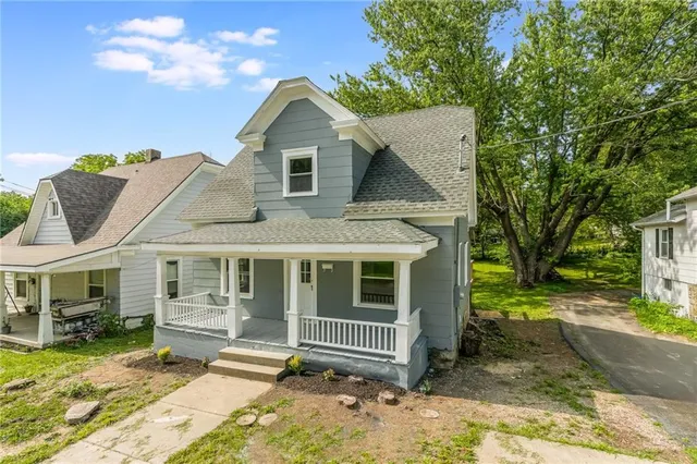 $180,000 | 936 West St Paul Avenue, Excelsior Springs, MO 64024