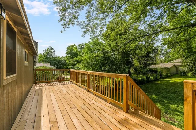 $180,000 | 936 West St Paul Avenue, Excelsior Springs, MO 64024