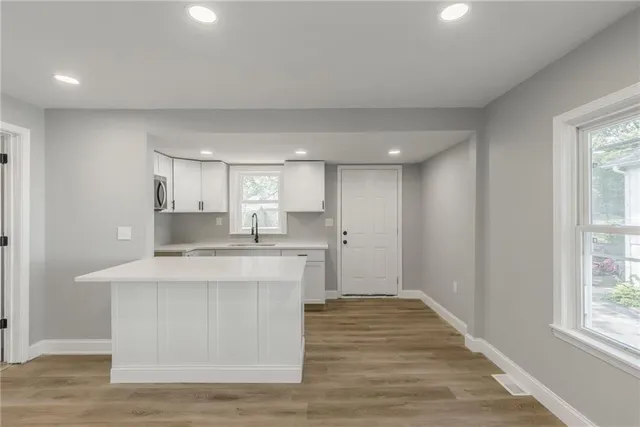 $180,000 | 936 West St Paul Avenue, Excelsior Springs, MO 64024