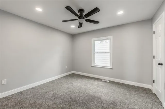 $180,000 | 936 West St Paul Avenue, Excelsior Springs, MO 64024