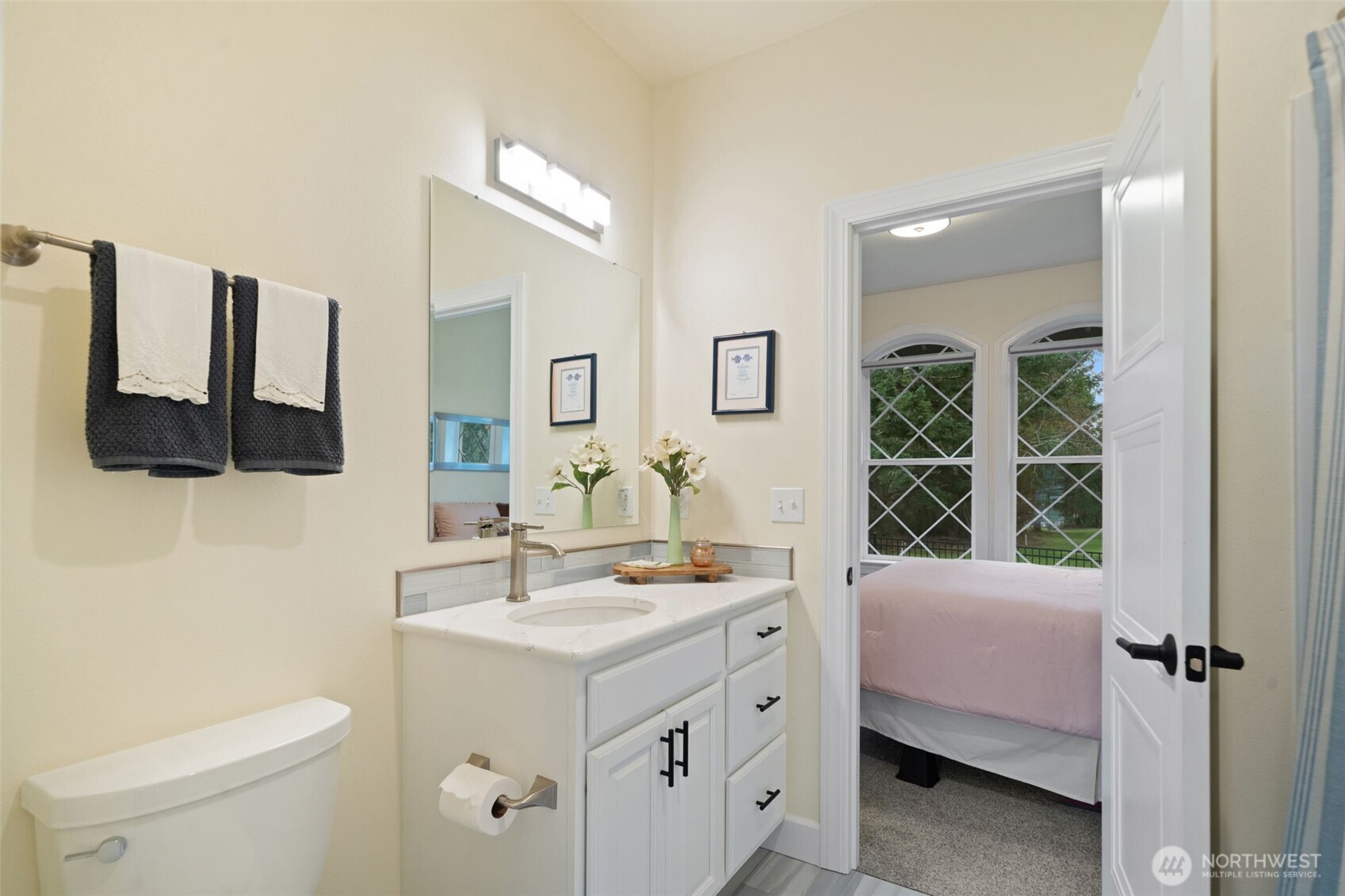 141 East Hofaker Road Allyn, WA 98524 - Photo 22 of 39