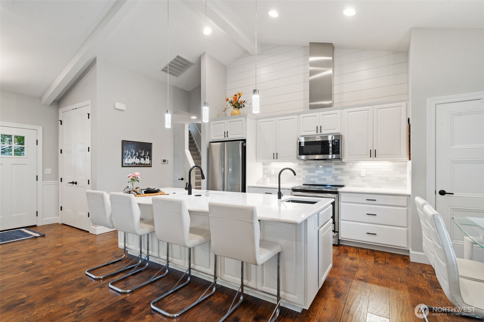 141 East Hofaker Road Allyn, WA 98524 - Photo 9 of 39