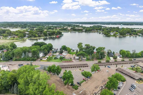 $159,900 | 4407 Wilshire Boulevard, Unit 305, Mound, MN 55364