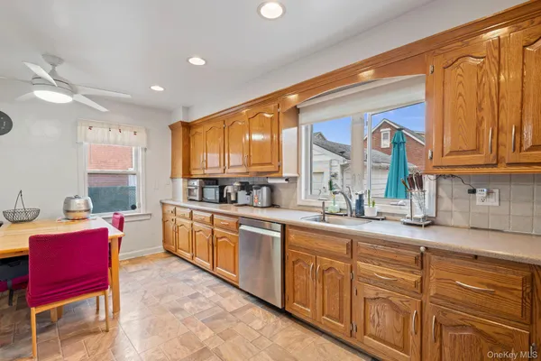 $4,600 | 14-28 156th Street | Beechhurst