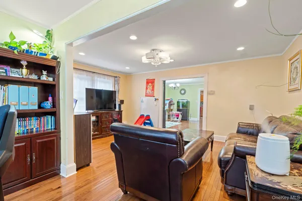 $4,600 | 14-28 156th Street | Beechhurst