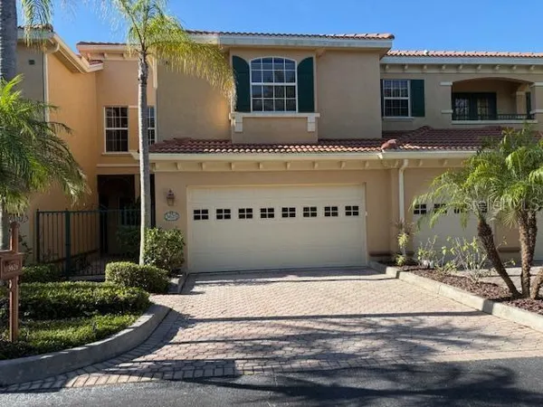 $420,000 | 3625 Square W Lane, Unit 4, Sarasota, FL 34238