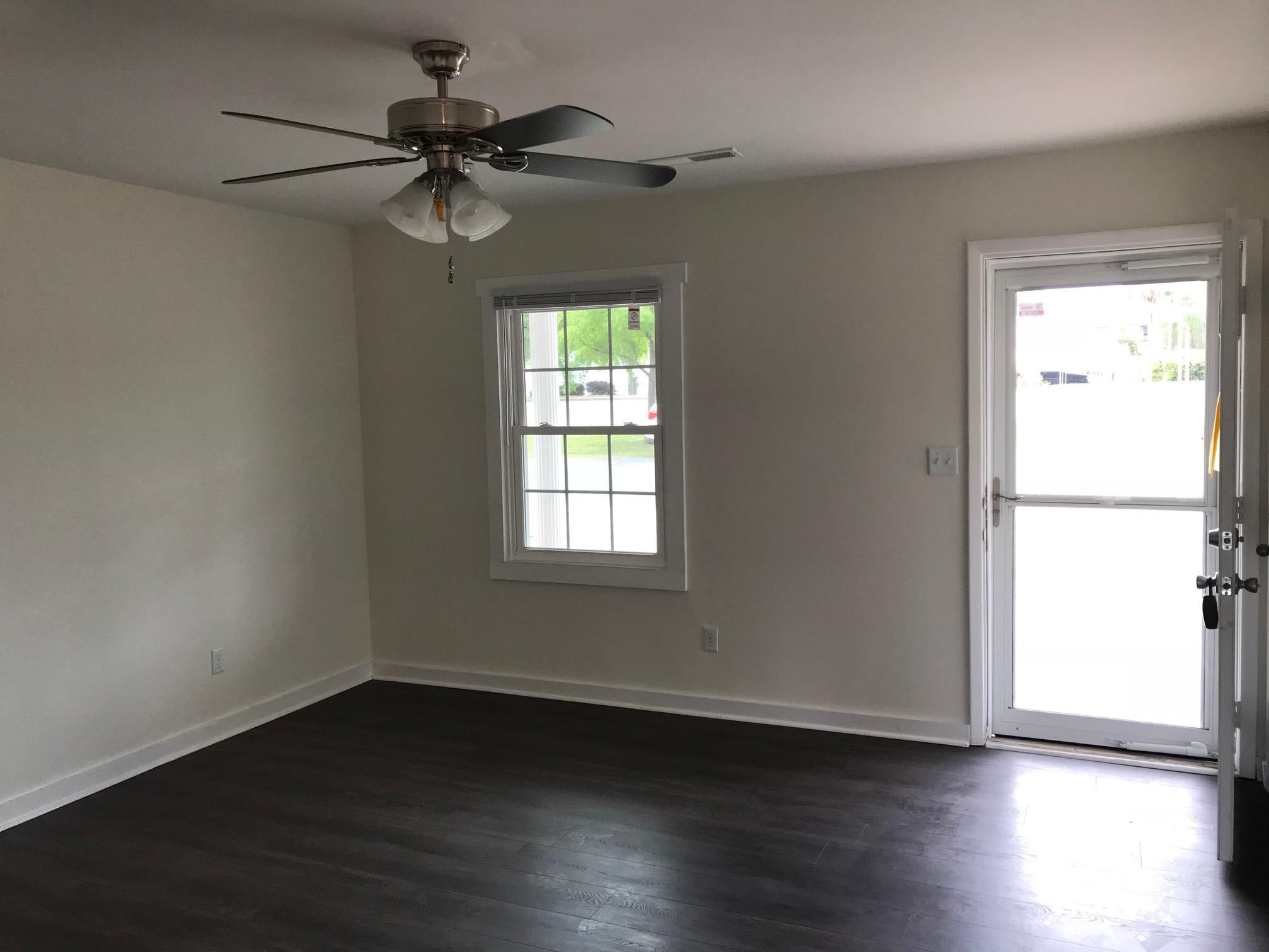 5208 Dorchester Road North Charleston, SC 29418 - Photo 6 of 26 IMG_4311