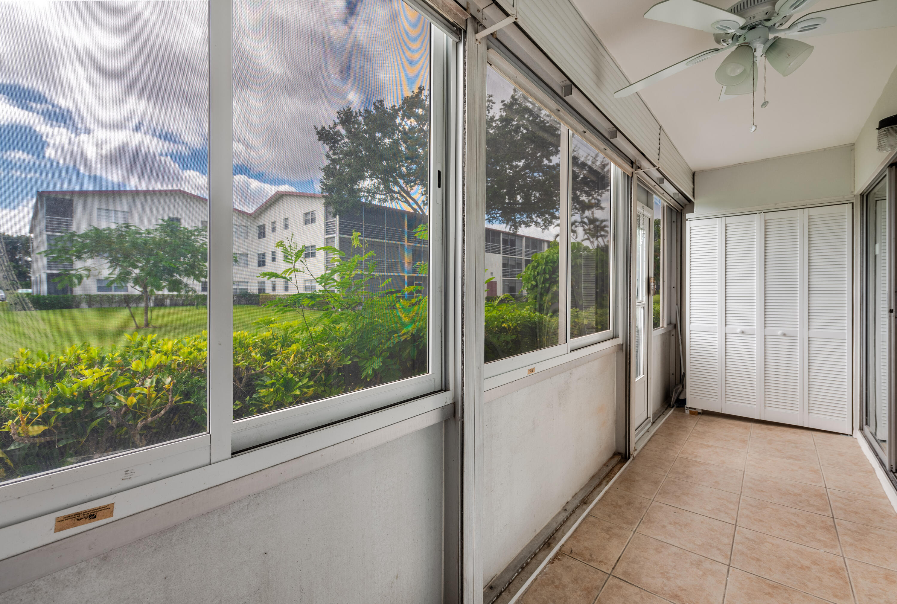 463 Fanshaw L Boca Raton, FL 33434 - Photo 17 of 31 463 Fanshaw L, century village (20 of 22