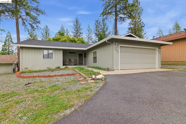 $399,000 | 12068 Breckenridge Road, Groveland, CA 95321