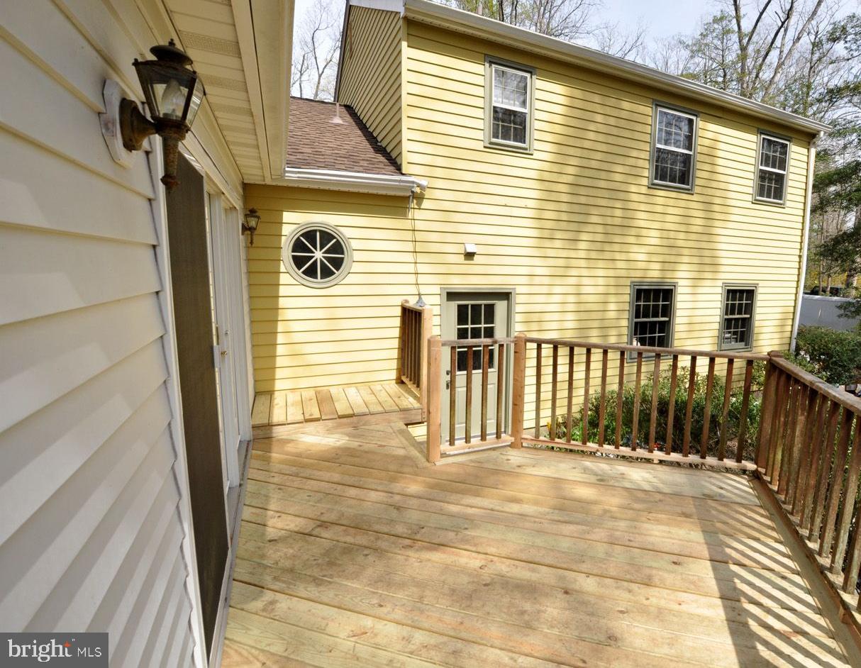 208 Ridge Road Southampton, NJ 08088 - Photo 31 of 34 a view of a house with a door