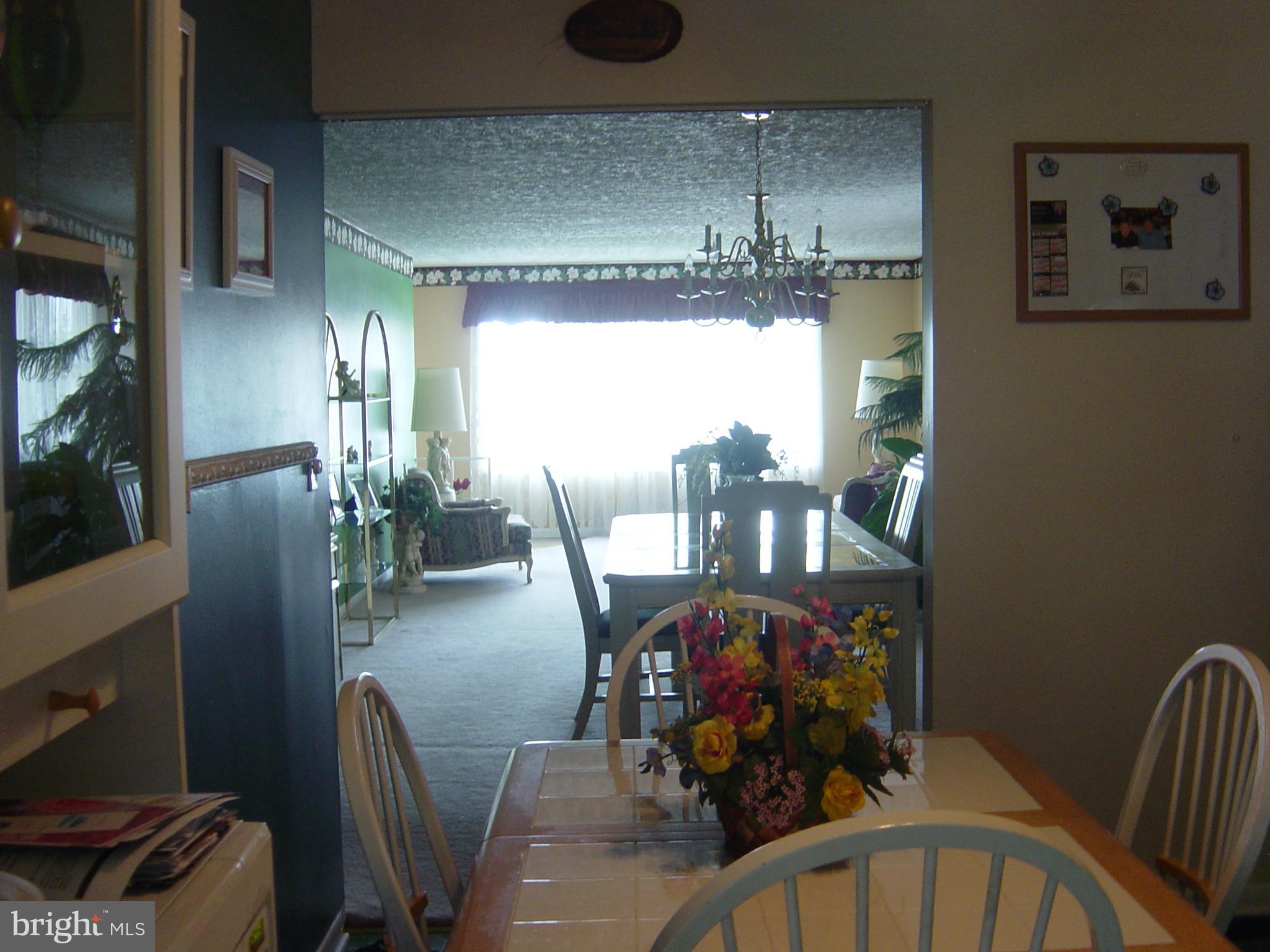 330 Savannah Road Baltimore, MD 21221 - Photo 7 of 26 View LR/DR combo from kitchen