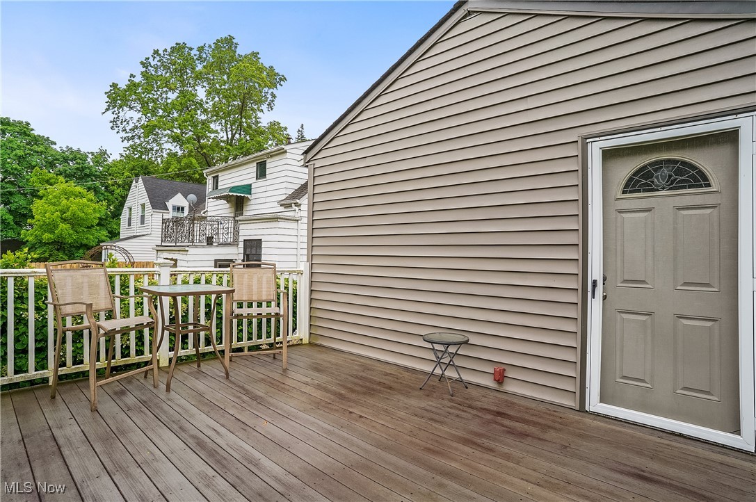 1527 Sunview Road Cleveland, OH 44124 - Photo 20 of 27 View of wooden deck
