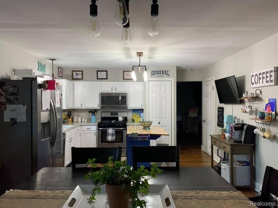 5377 North Georgetown Road Grand Blanc, MI 48439 - Photo 8 of 30 IMG_6137.JPG