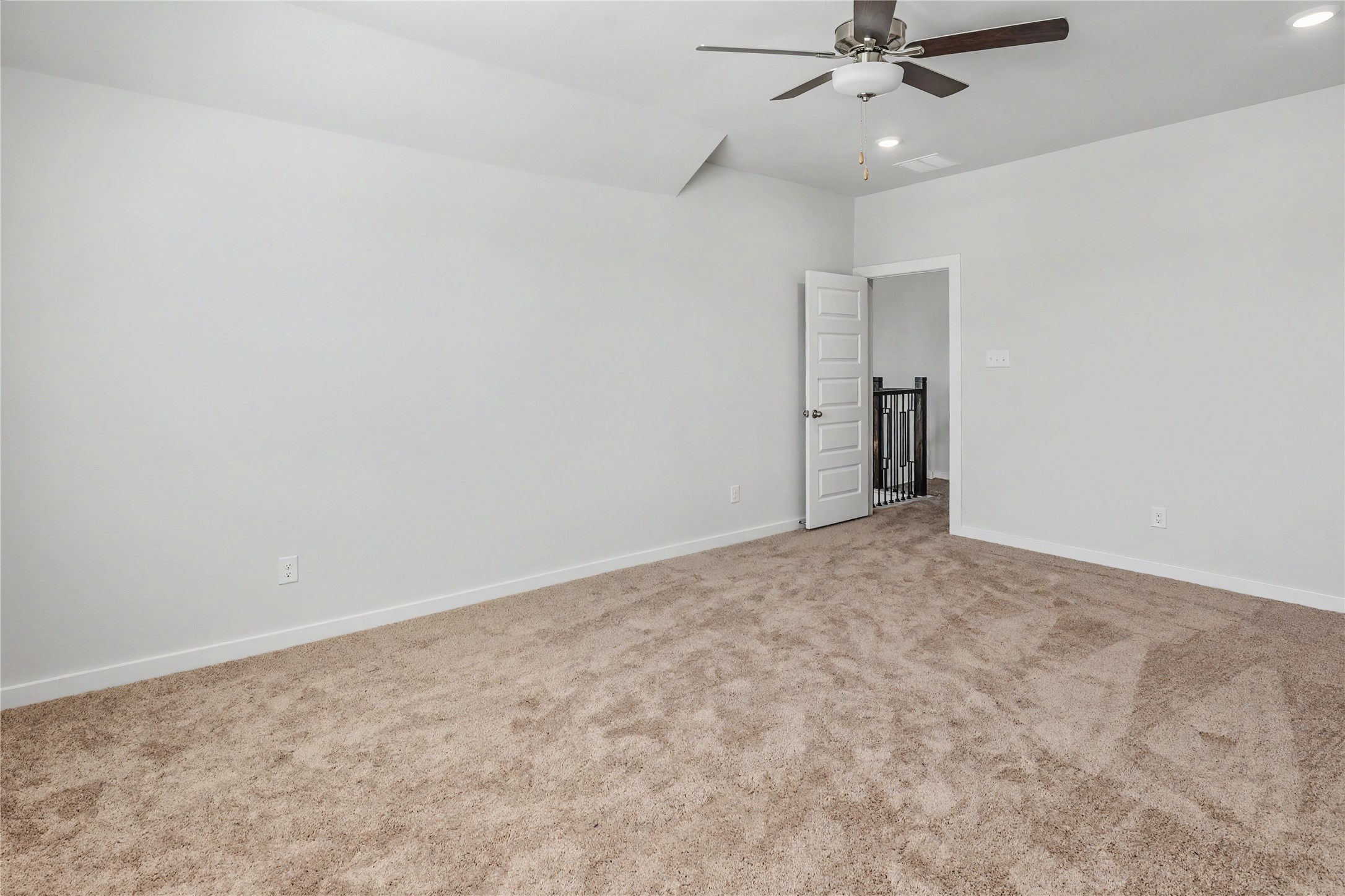 6426 Bolinas Court Rosharon, TX 77583 - Photo 43 of 49 an empty room with a ceiling fan and carpet