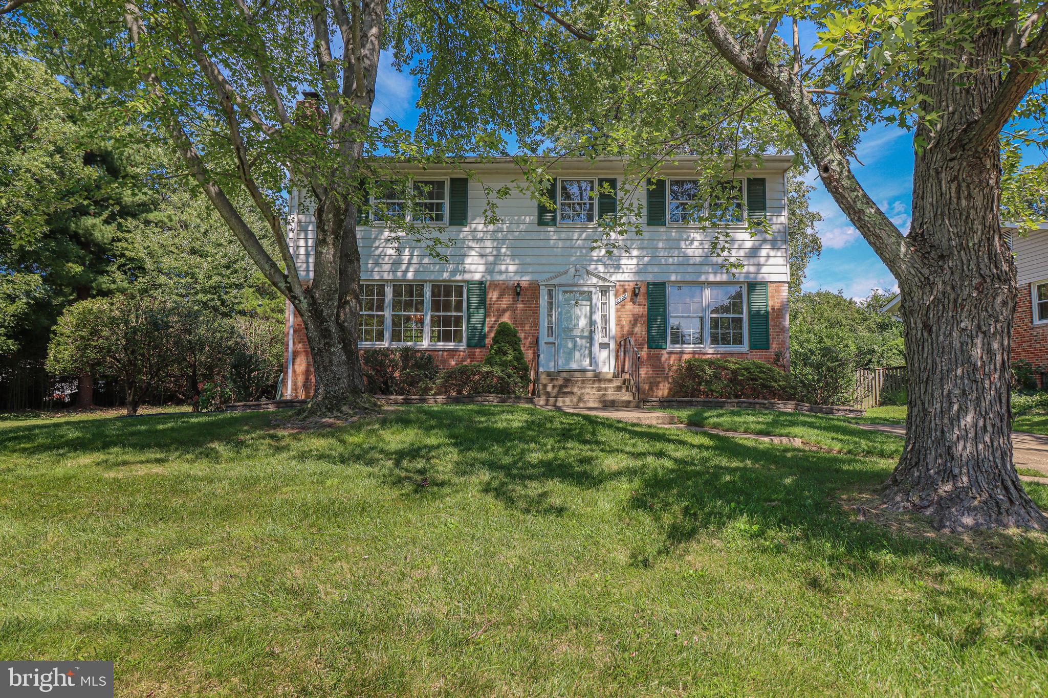 8728 Old Courthouse Road Vienna, VA 22182 - Photo 2 of 58 Much Sought After Tysons Green Subdivision
