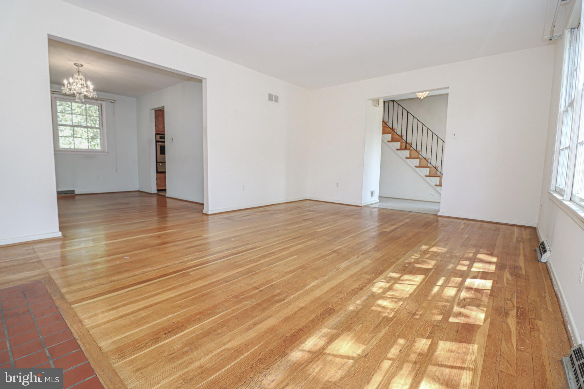 8728 Old Courthouse Road Vienna, VA 22182 - Photo 14 of 58 Living Room to Dining Room