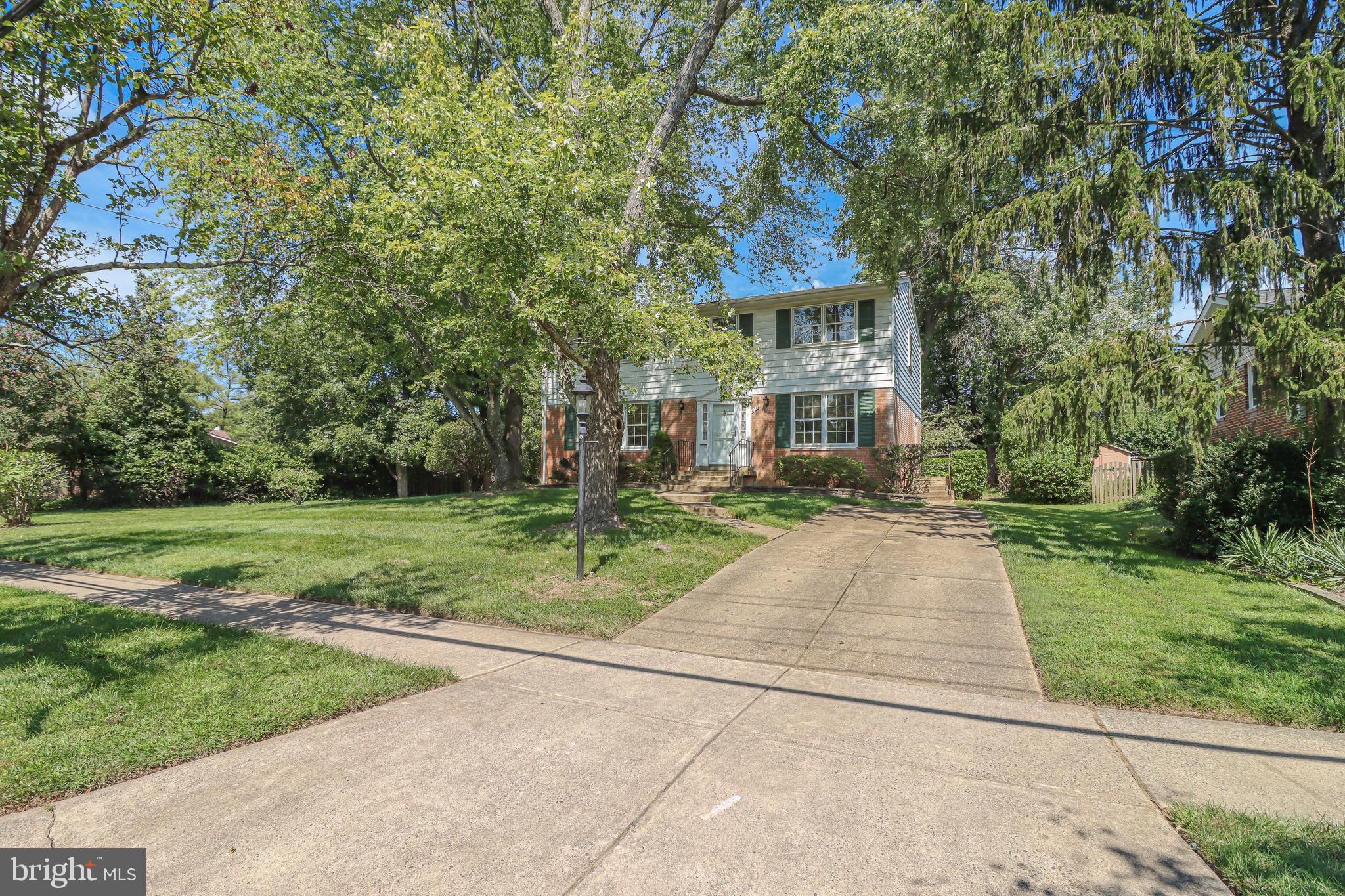 8728 Old Courthouse Road Vienna, VA 22182 - Photo 6 of 58 Gallery Image 6