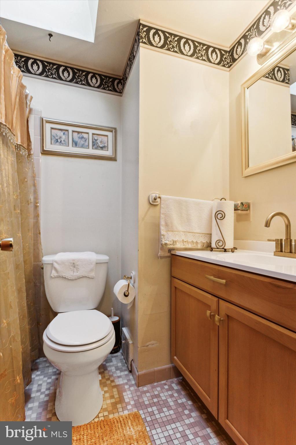 1234 Rainer Road Brookhaven, PA 19015 - Photo 17 of 25 Gallery Image 17