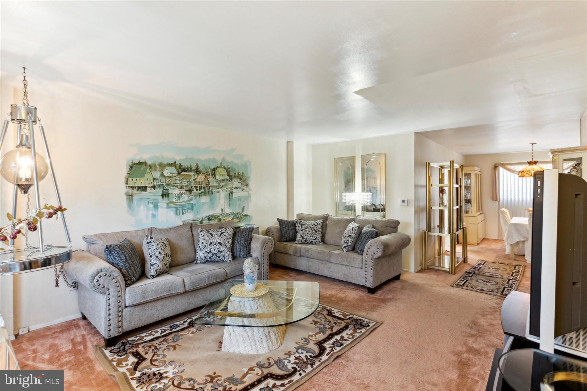 1234 Rainer Road Brookhaven, PA 19015 - Photo 3 of 25 Gallery Image 3