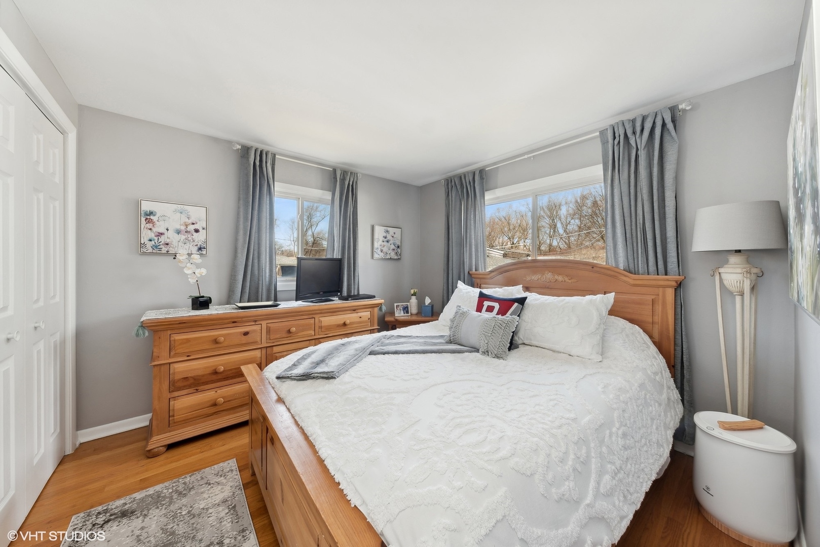 210 West Helen Road Palatine, IL 60067 - Photo 8 of 13 Gallery Image 8